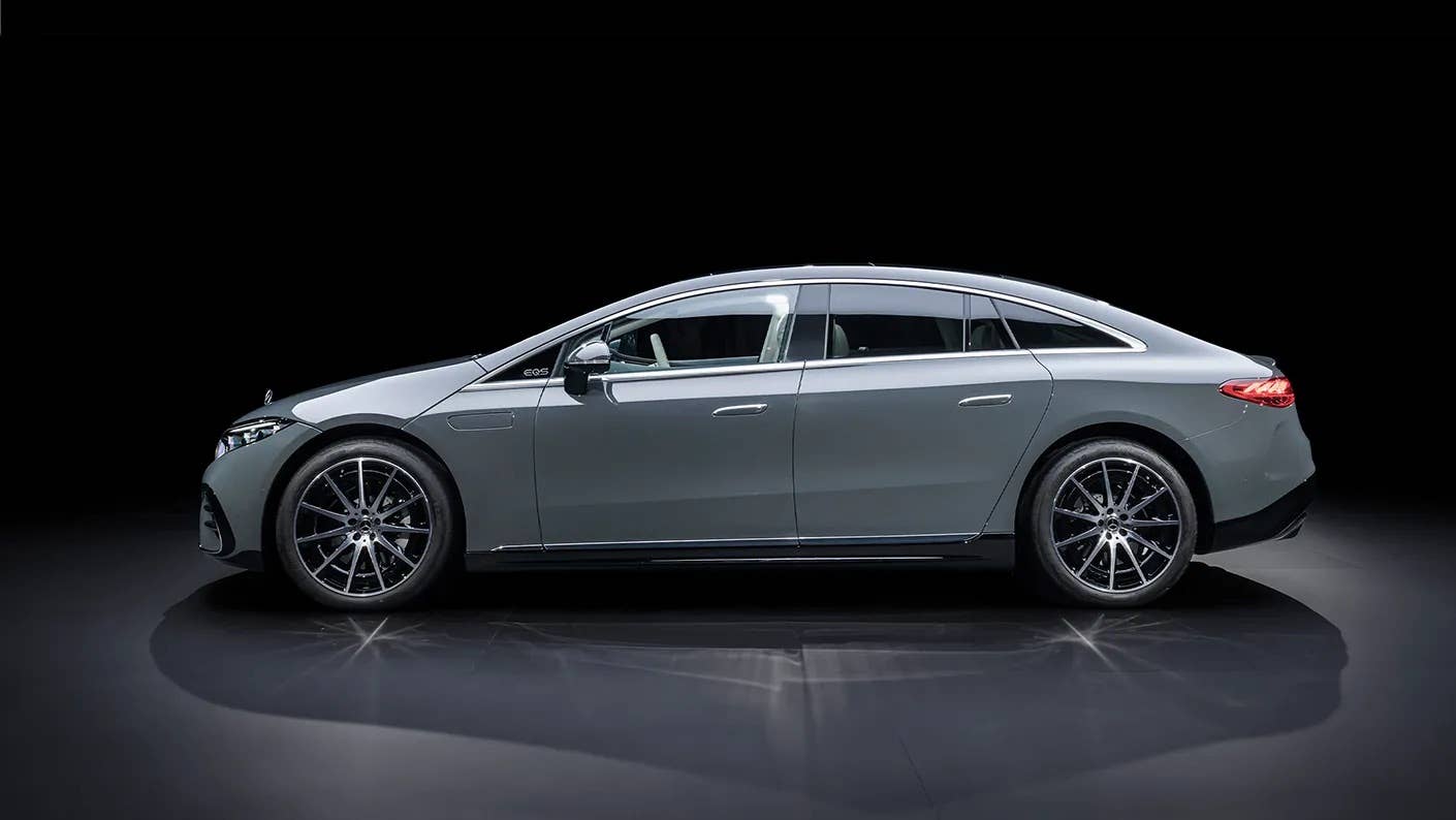 2025-2026 Mercedes-Benz EQS Sedan in Manufaktur Signature Silicone Grey side view