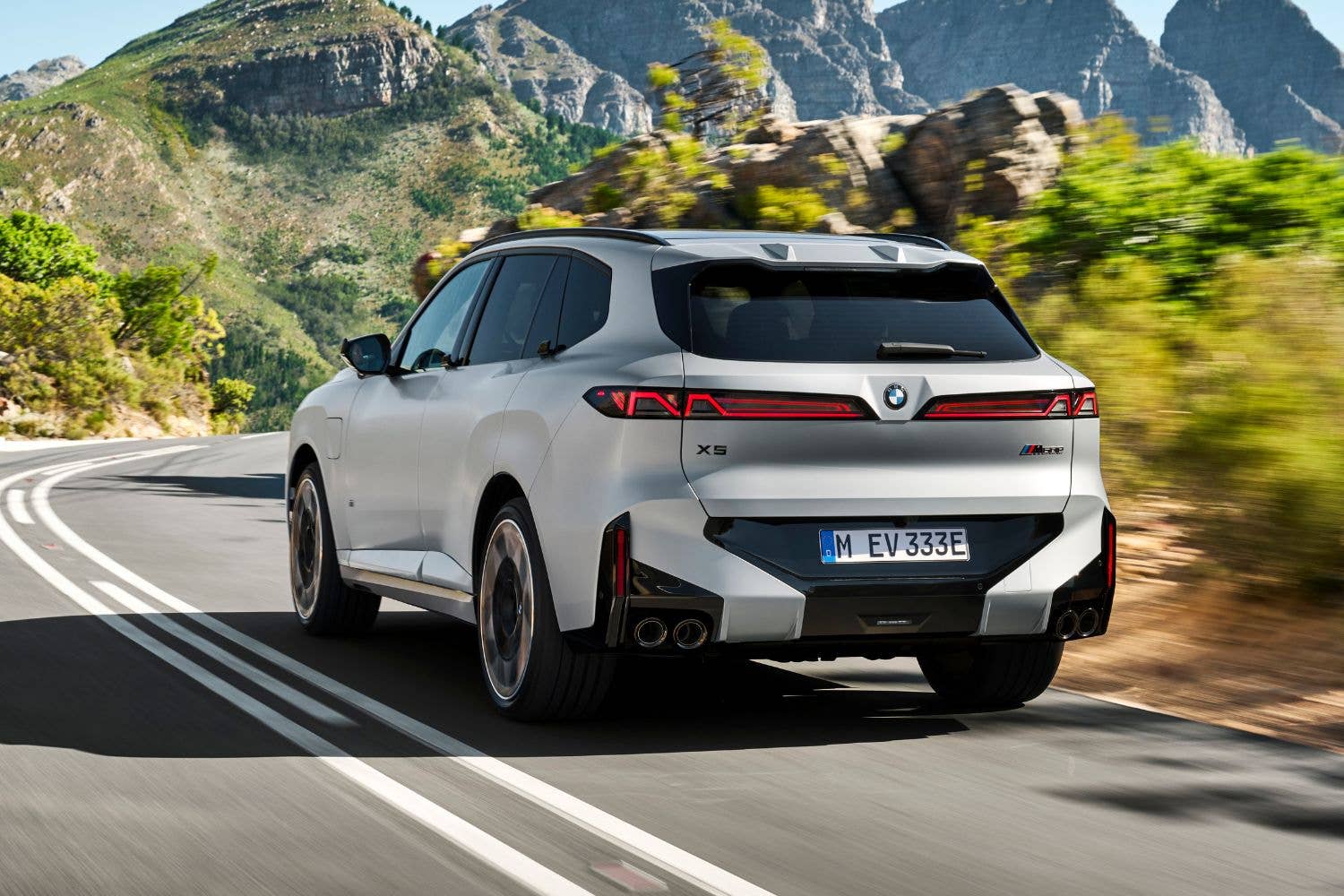 2027 BMW X5 M60e