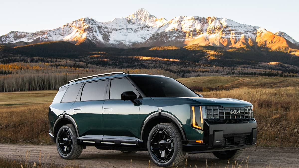 2027 Kia Telluride Hybrid vs. Gas. Is the Tradeoff Worth it?