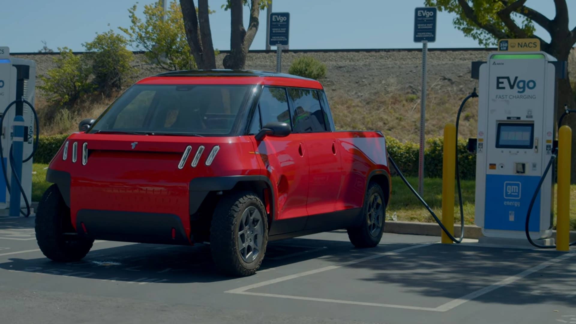 This $41K Tiny American Electric Pickup Wants To Charge Like A Six-Figure EV
