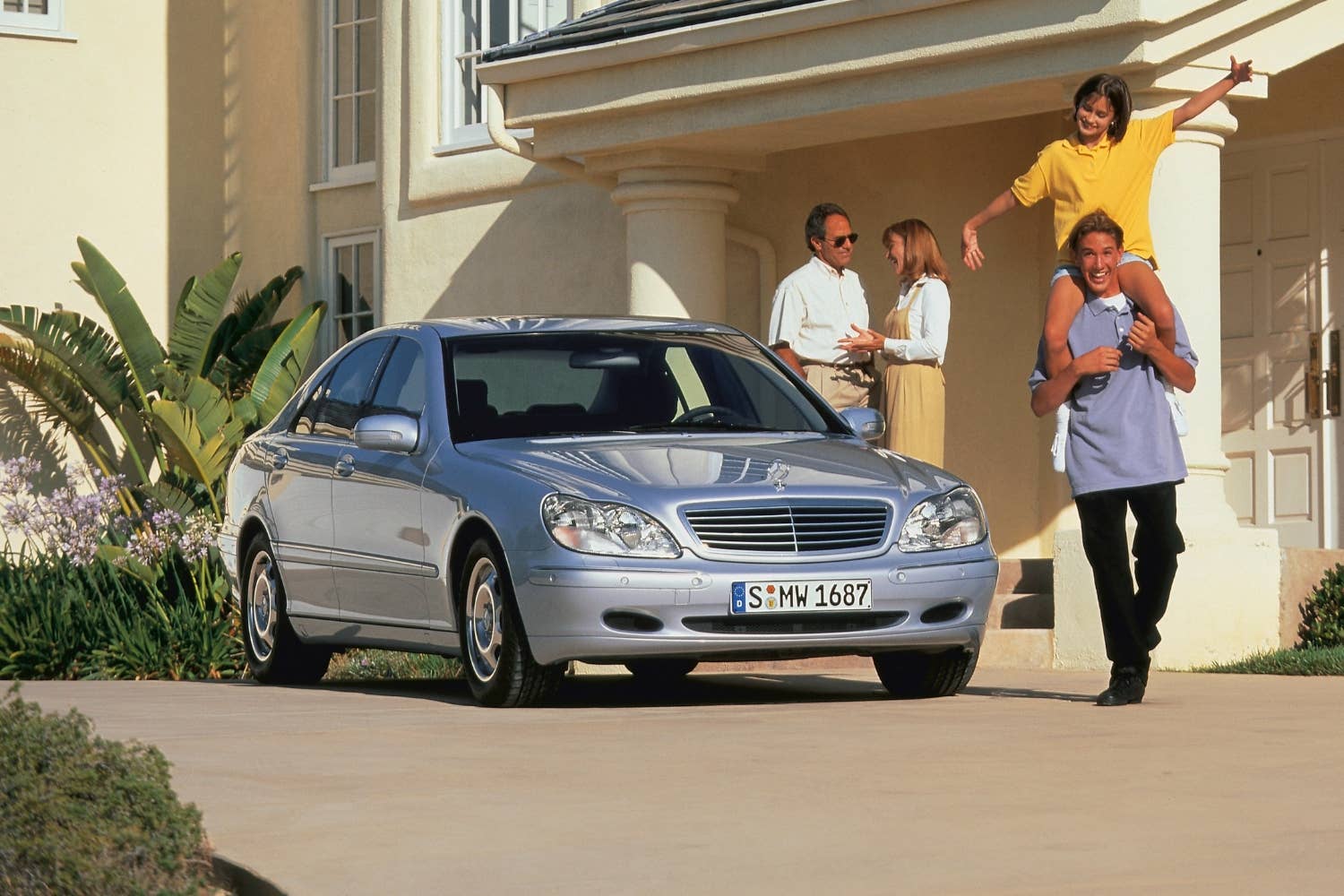 W220 Mercedes-Benz S-Class