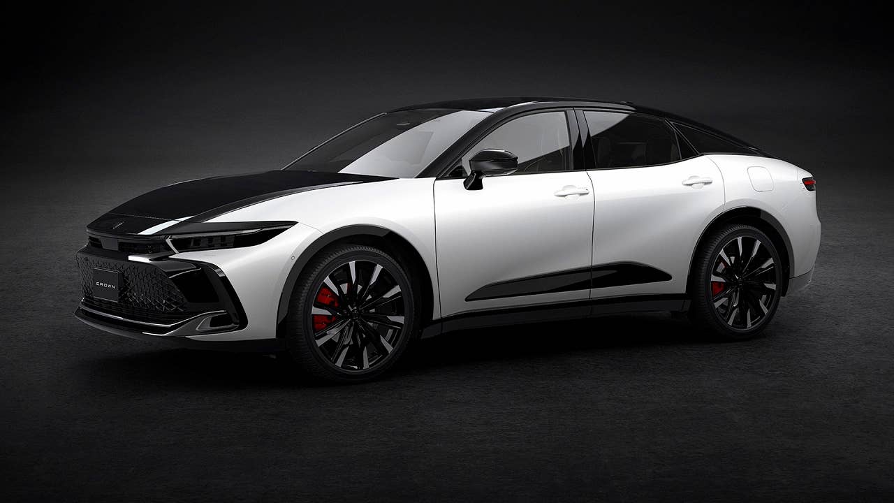 Toyota Is Refreshing The Crown, While The Signia Steals the Show