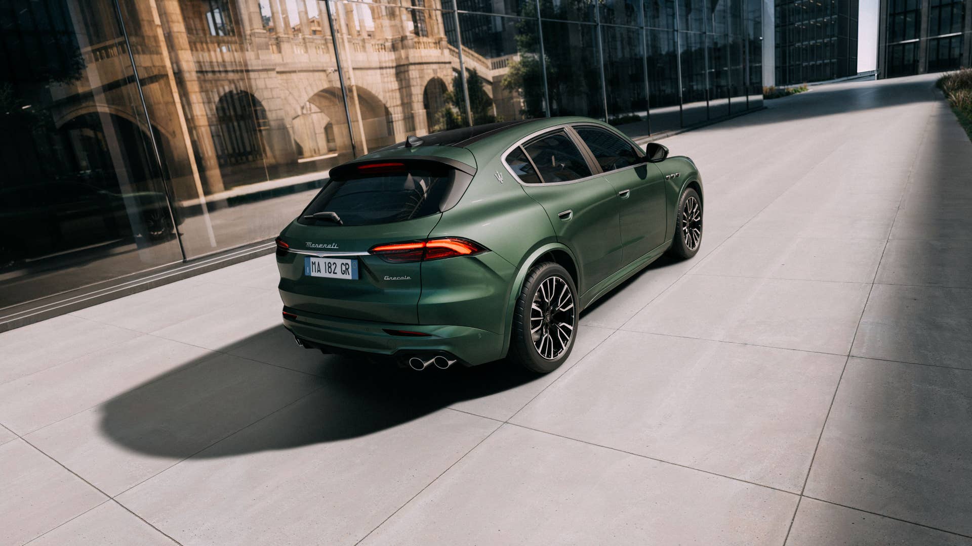 2025-2026 Maserati Grecale Folgore in green rear angled view