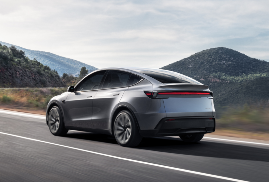 Tesla Model Y Is Flawed, So Why Is It Still Dominating America's EV ...