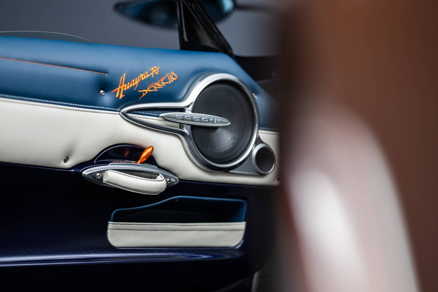 pagani-huayra-70-derecho.jpg?profile=rss