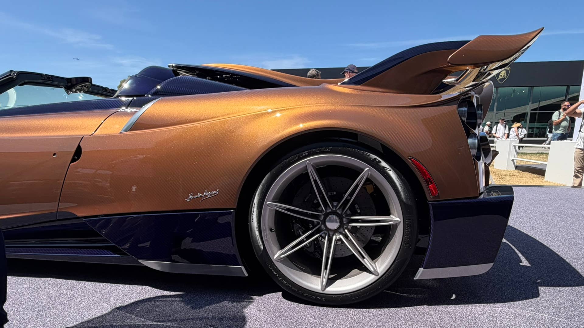 Pagani Huayra 70 Derecho
