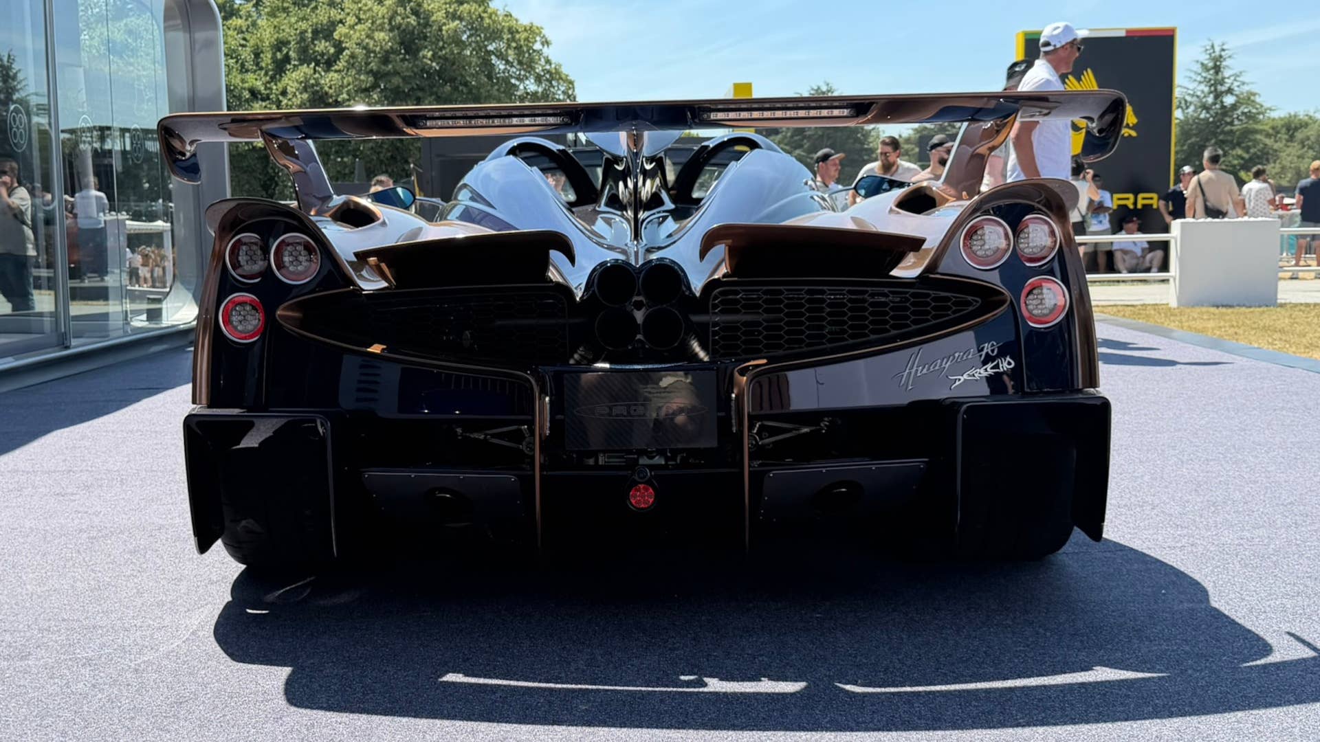 Pagani Huayra 70 Derecho