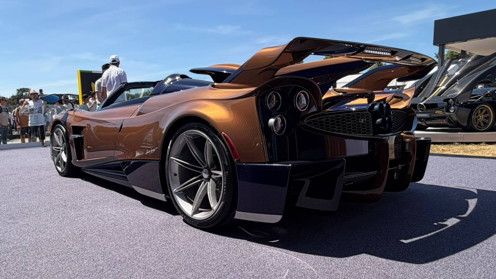 Pagani Huayra 70 Derecho