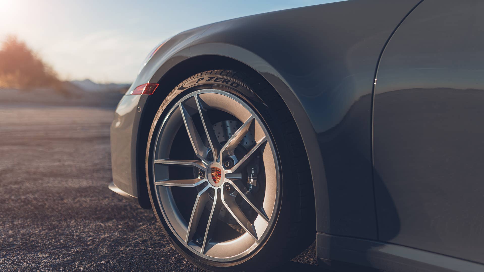 911 Carrera details