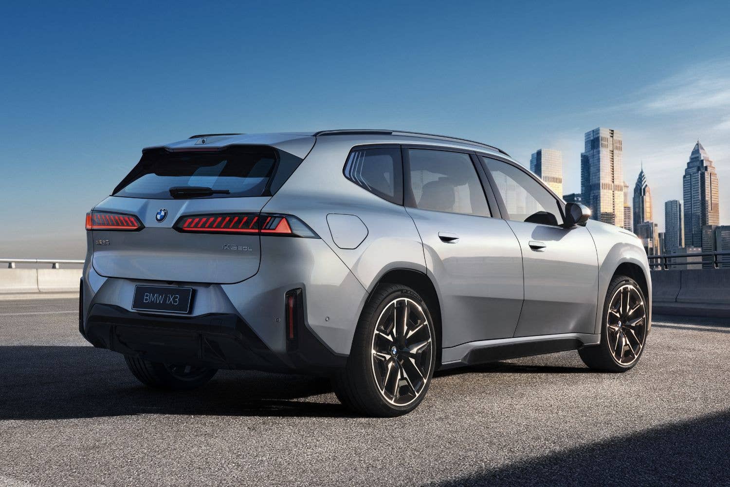 2027 BMW iX3 50L xDrive