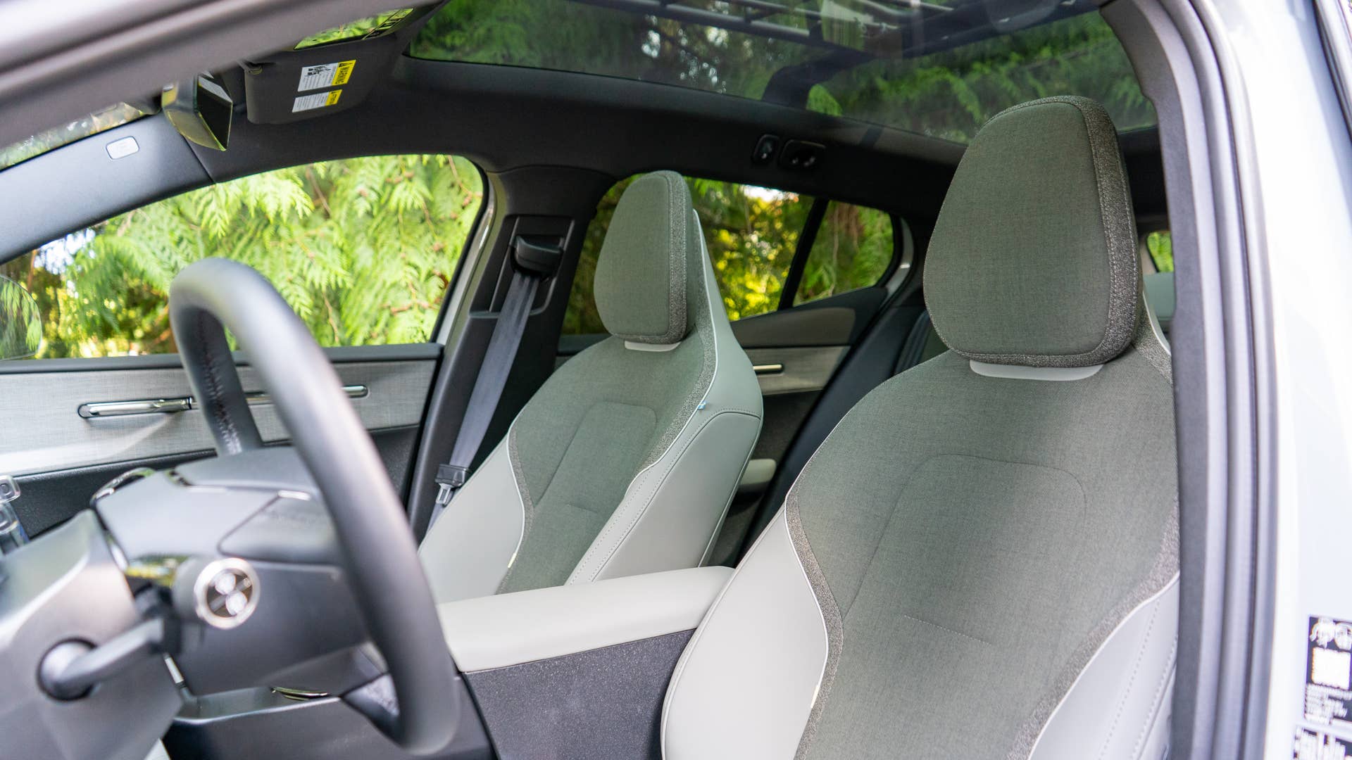 2026 Volvo EX30 Cross Country