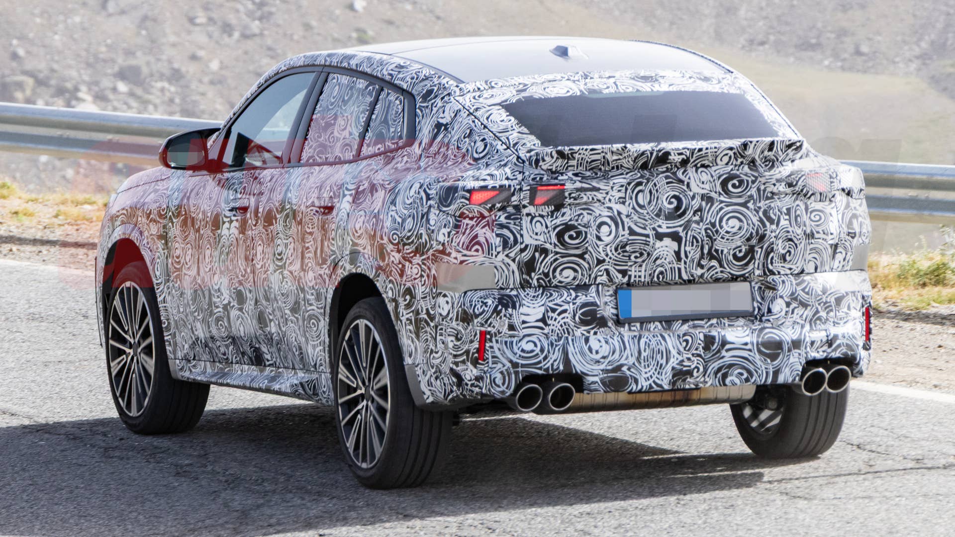 2027 BMW X2 spy shot