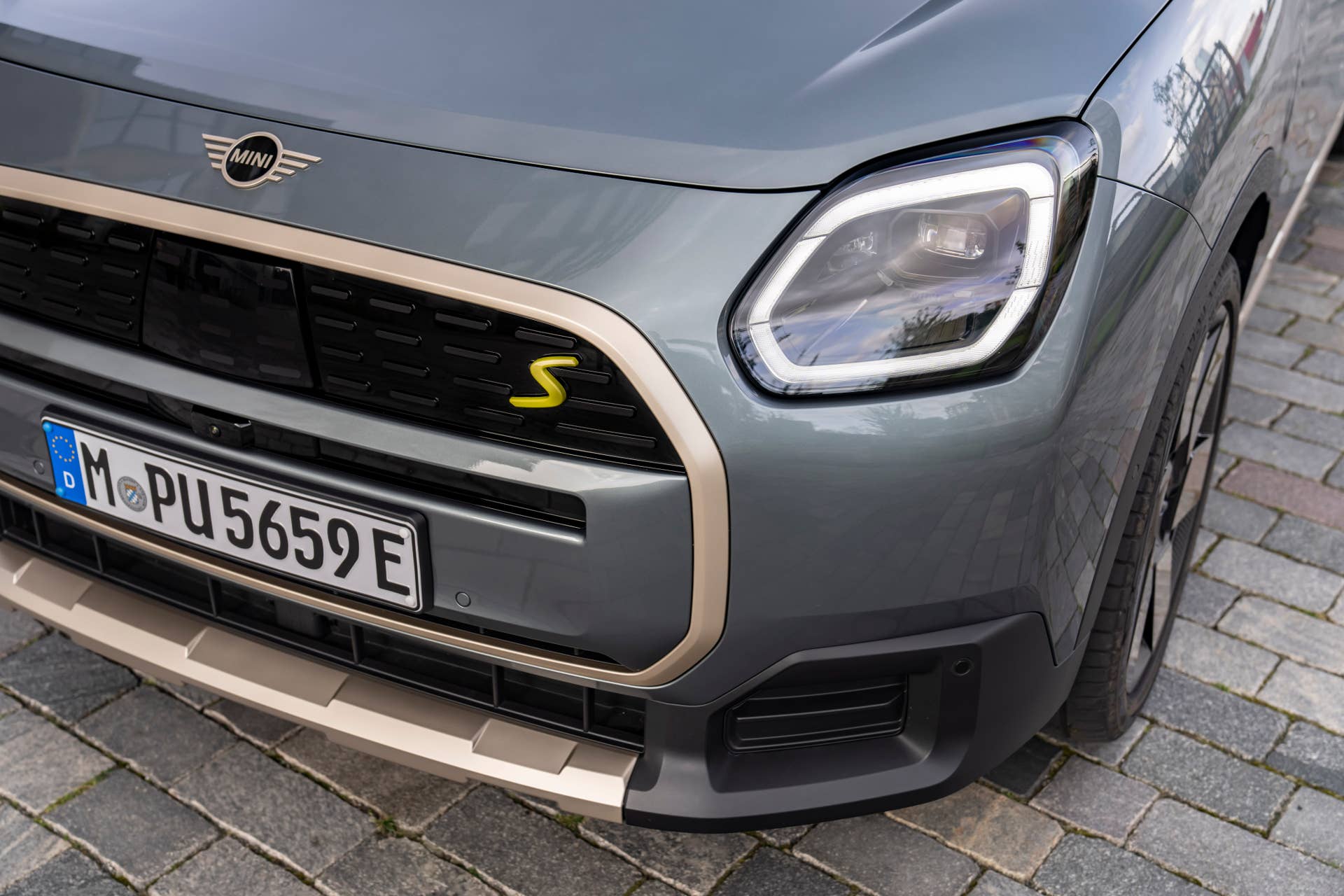 Mini Specifications 2026 Mini Countryman Review, Specs, Pricing and Warranty - Autoblog