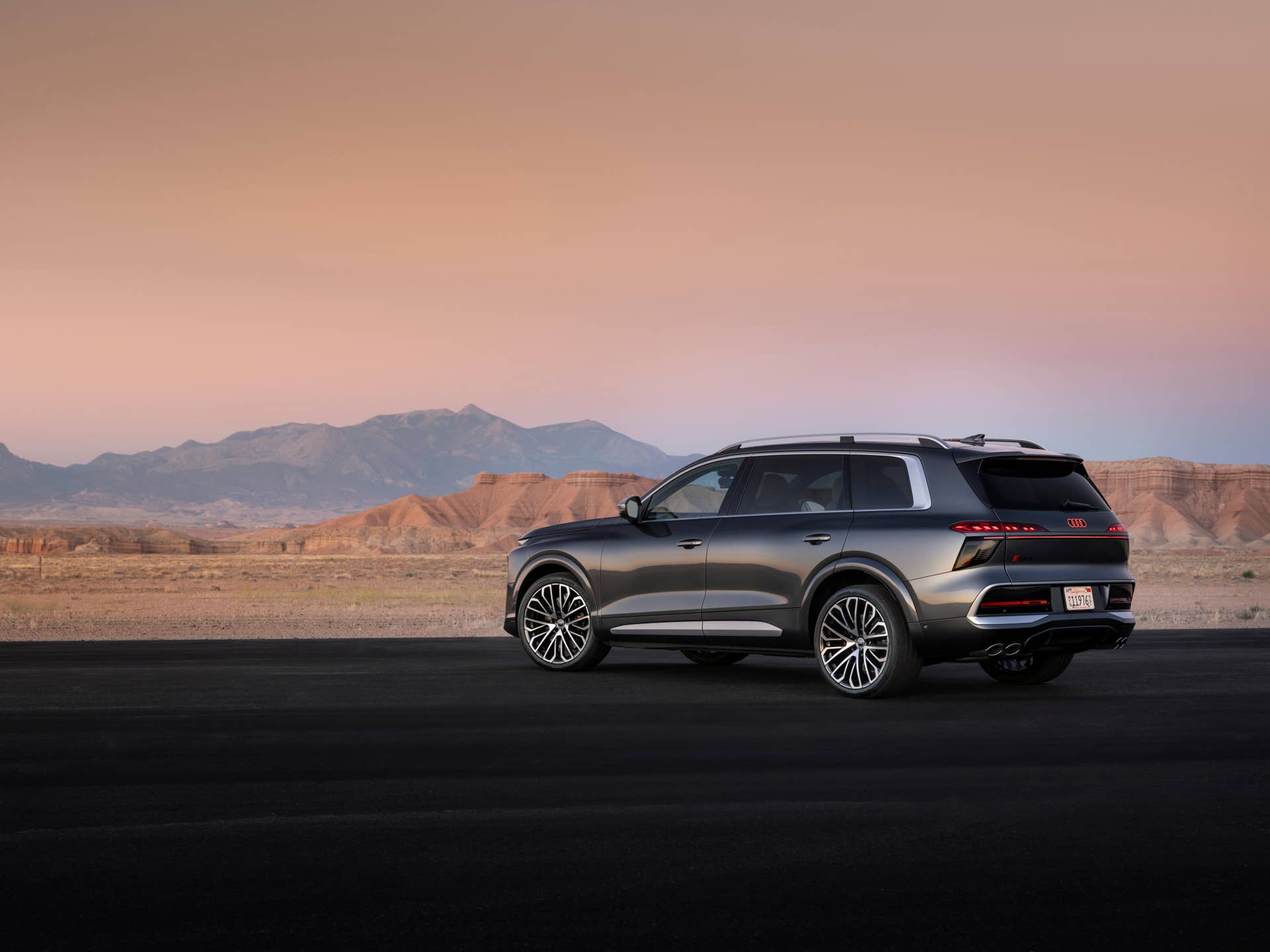 2027 Audi SQ9