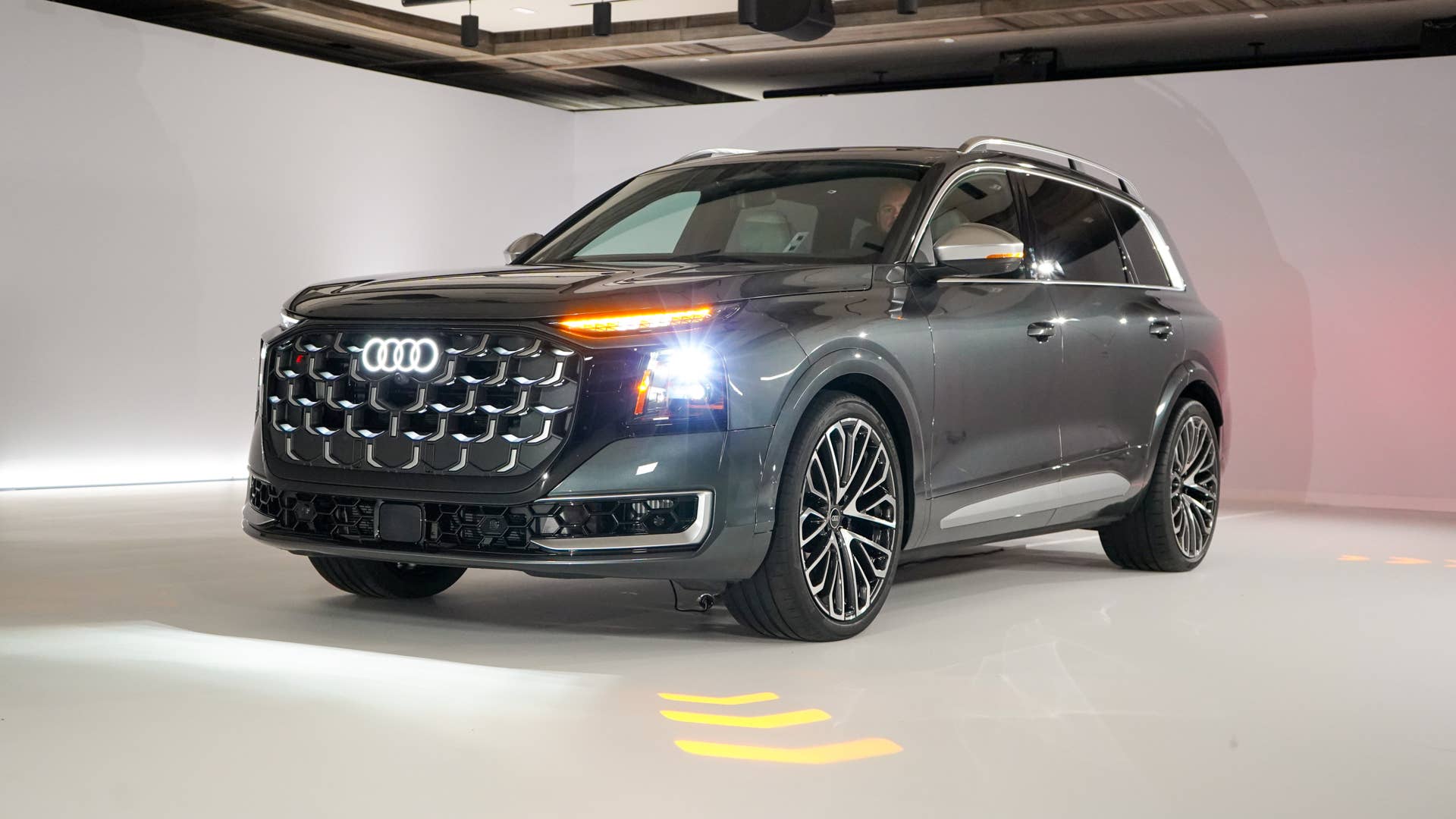 2027 Audi SQ9