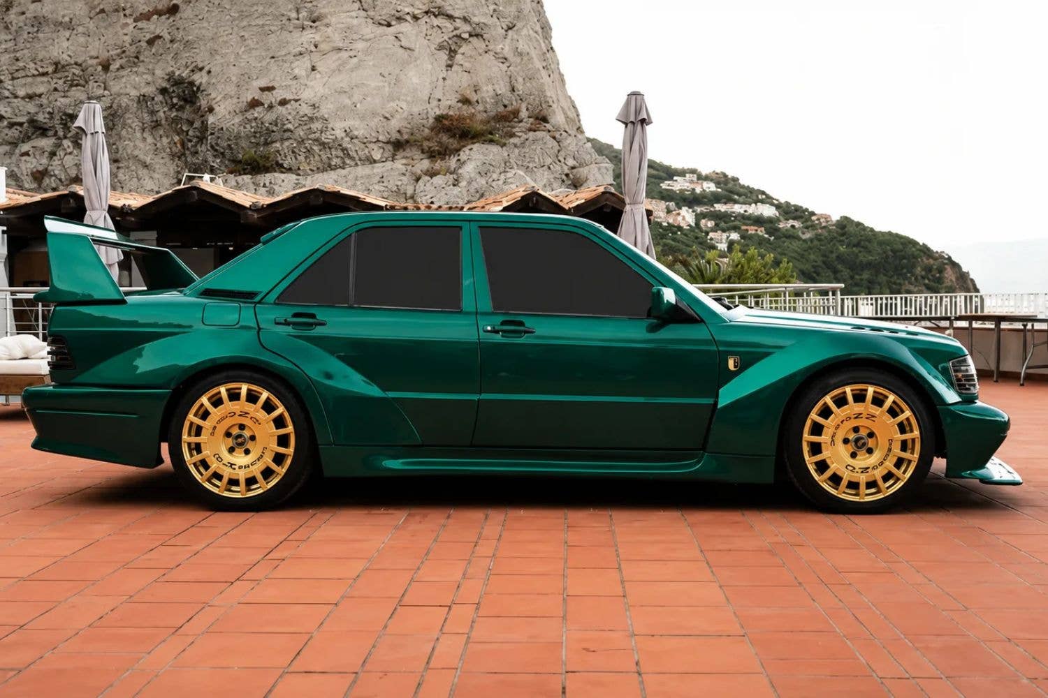 Vespera Iride Evo 5 inspired by Mercedes-Benz 190E 2.5-16 Evo II