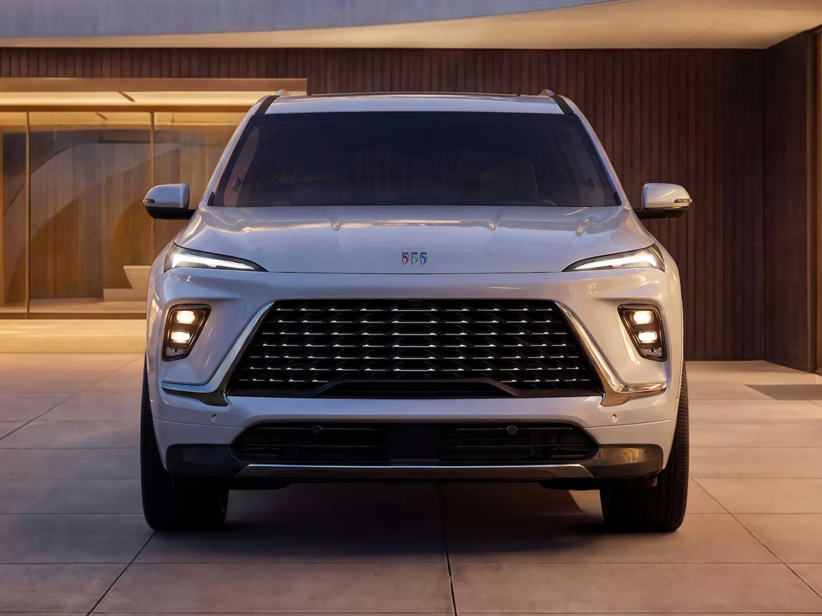 2027 Buick Enclave Avenir in Iridescent White front view