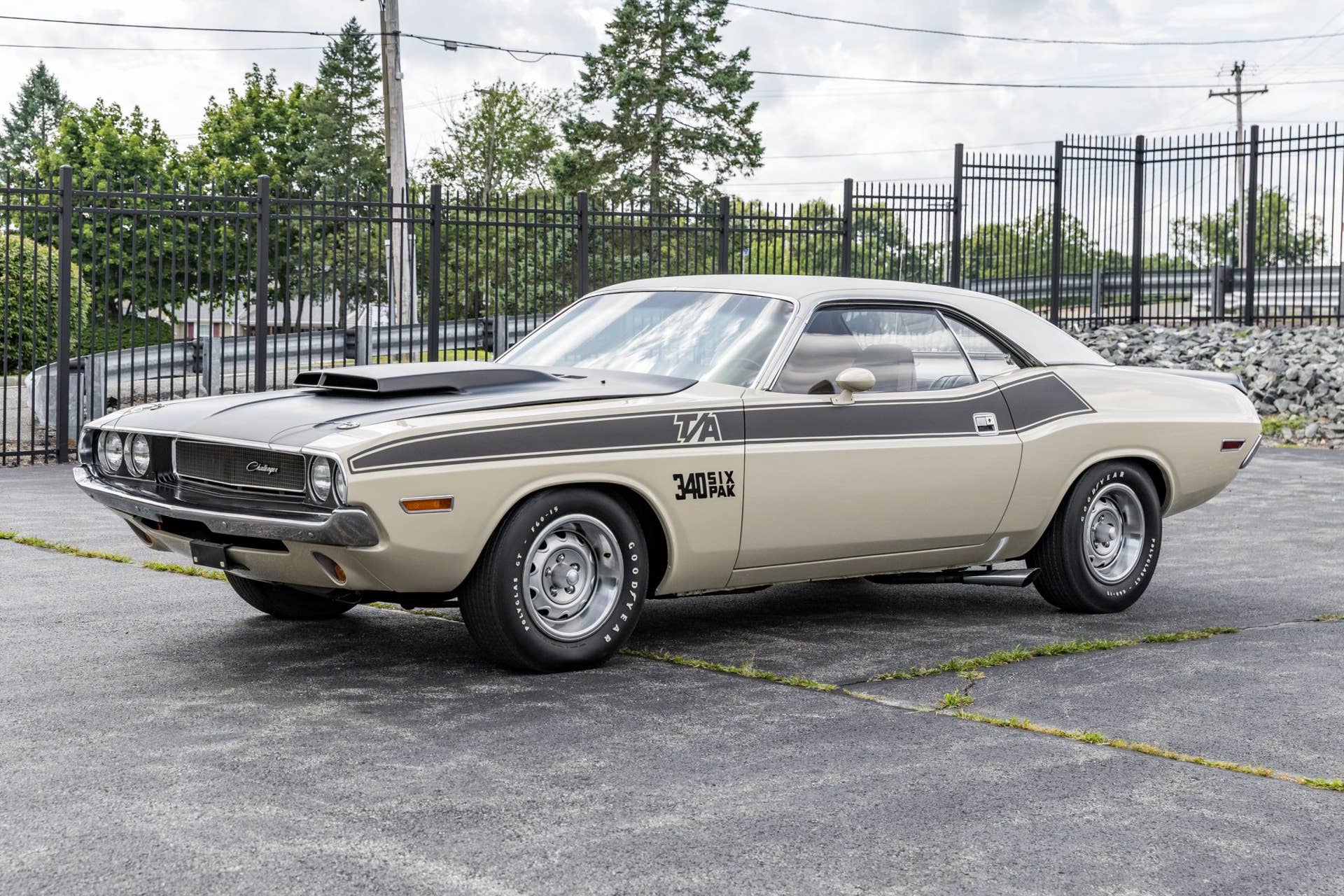 激レア　HIGHWAY61 1970Dodge Challenger T/A 1970 Dodge Challenger T/A 340 Six Pack for Sale With 65,000 Miles