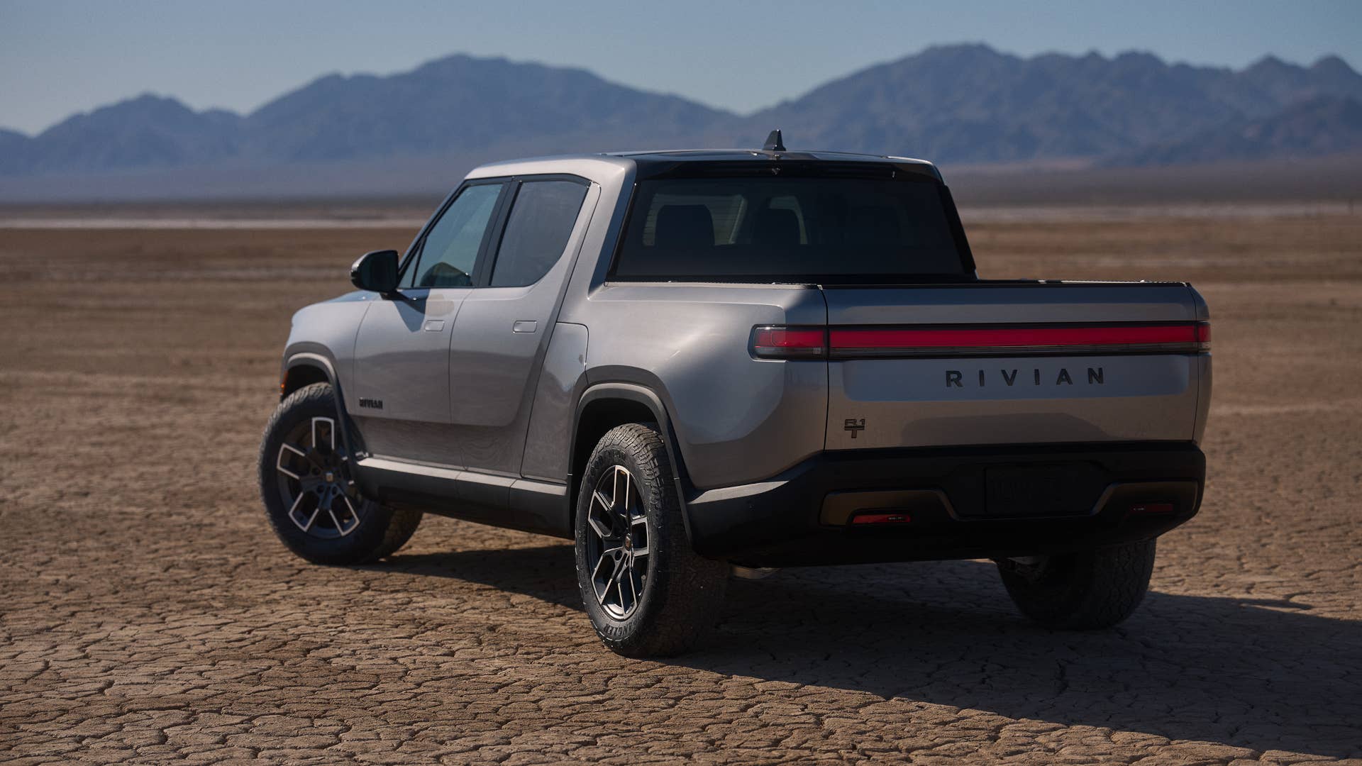 2027 Rivian R1T