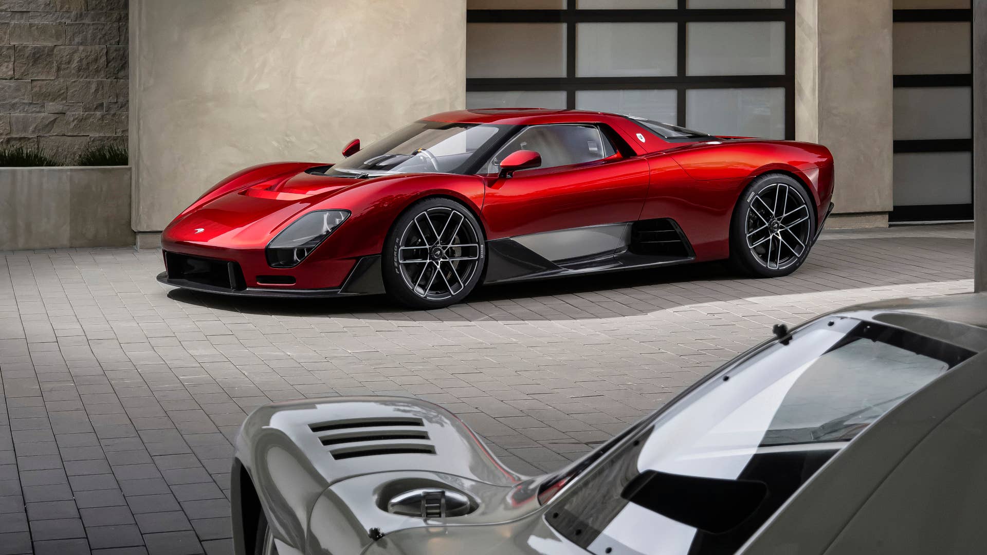 The Third Pedal Returns: McLaren Prepares a $2.1 Million Manual Purist Weapon — image 4