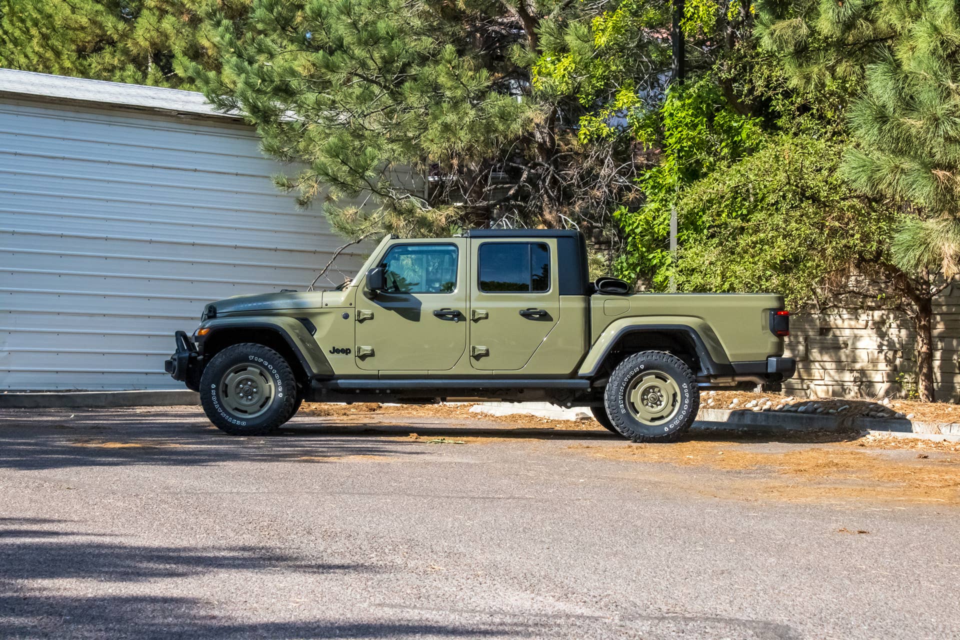 2026 Jeep Gladiator Willys