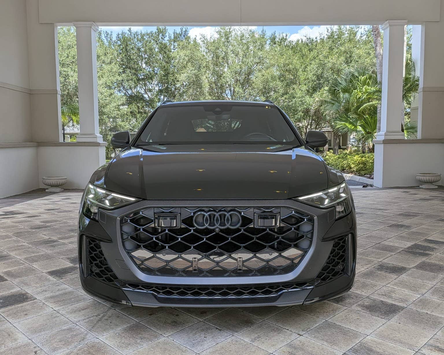 2025 Audi RS Q8 Performance