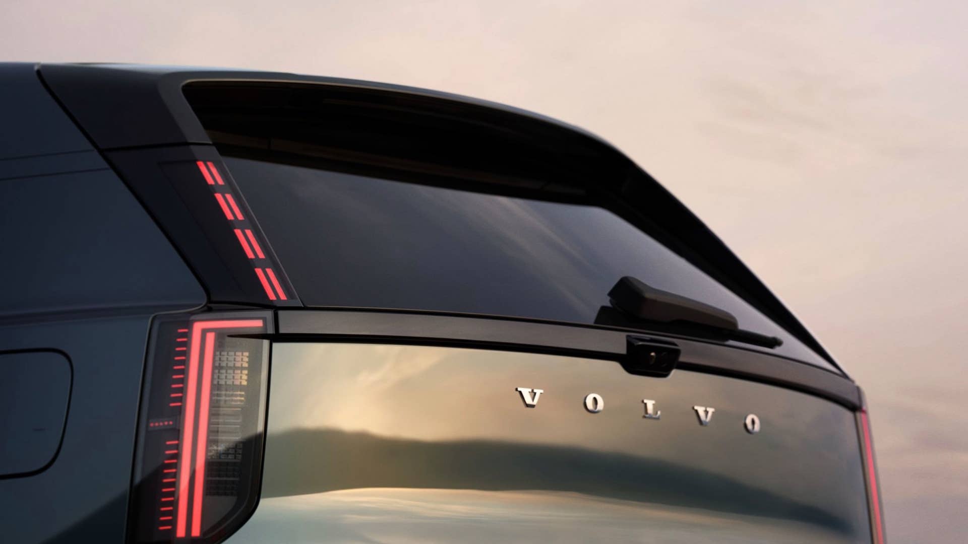 2027-volvo-ex60.jpg?profile=