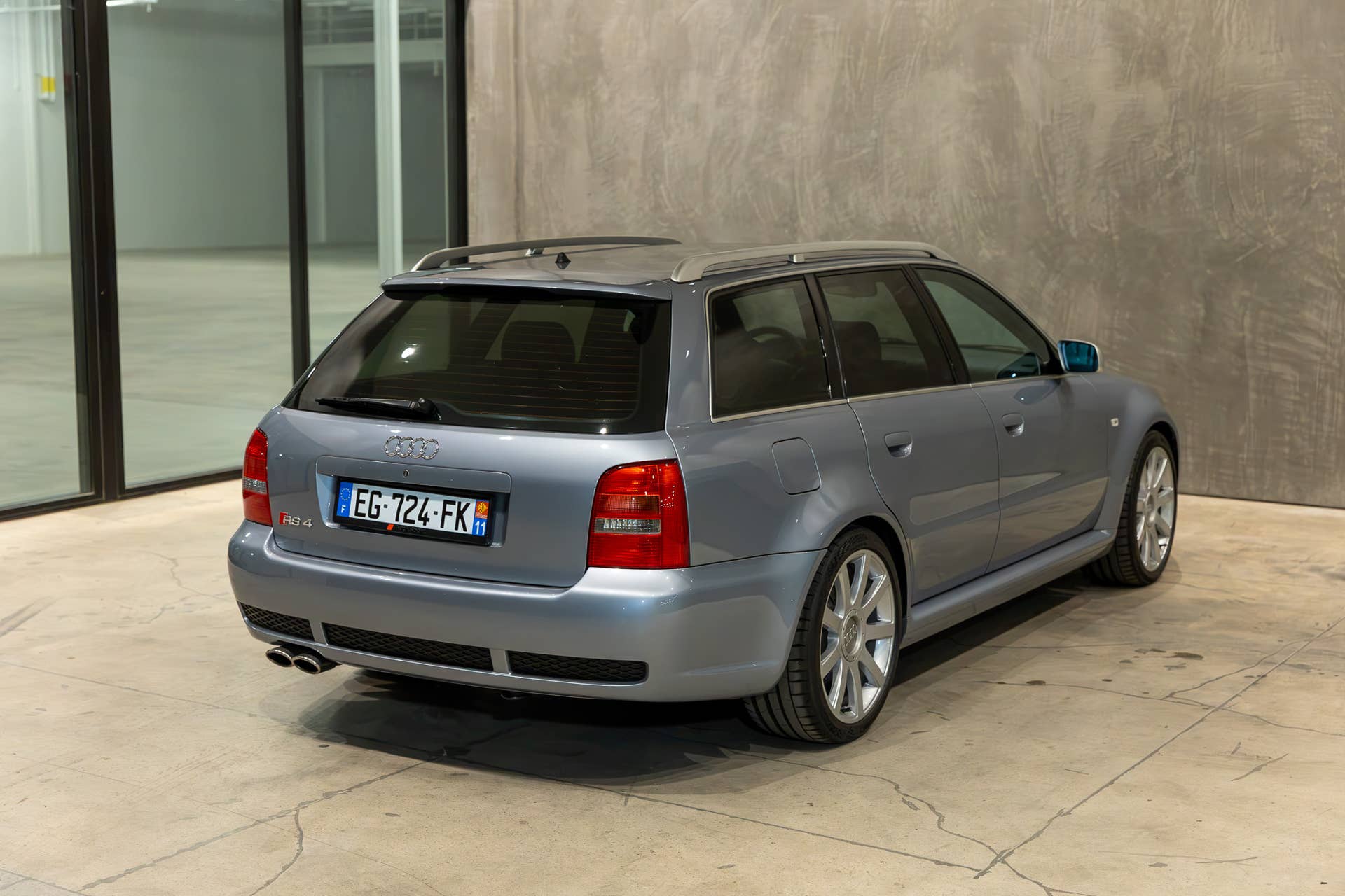 2000 Audi RS4 Avant B5
