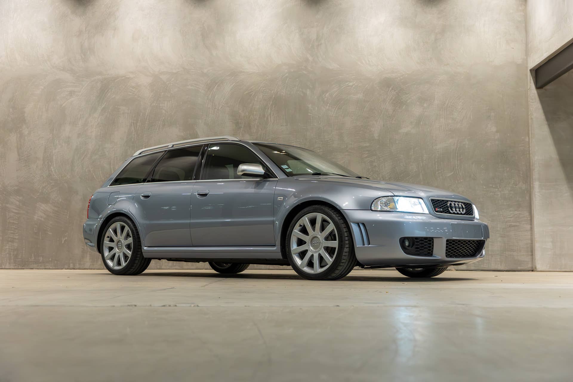 2000 Audi RS4 Avant B5