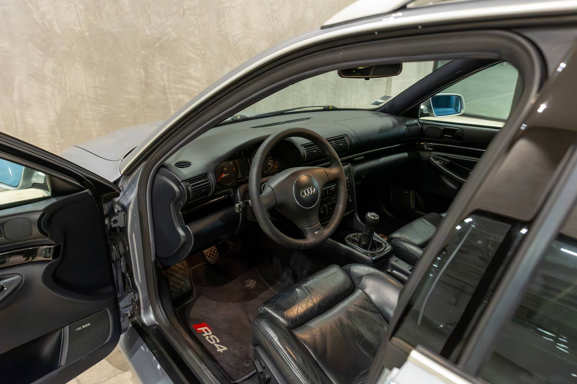 2000 Audi RS4 Avant B5