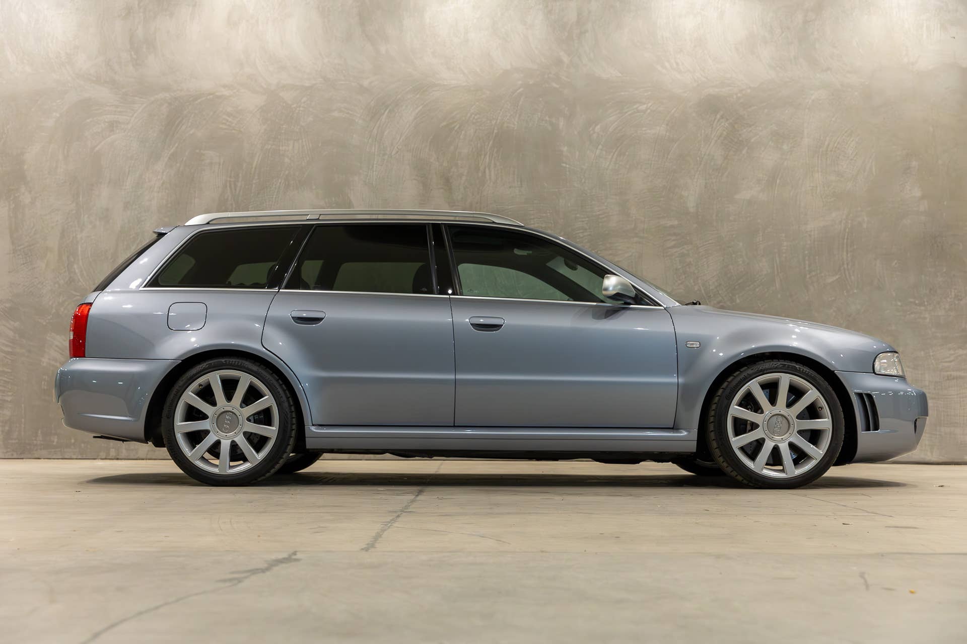 2000 Audi RS4 Avant B5