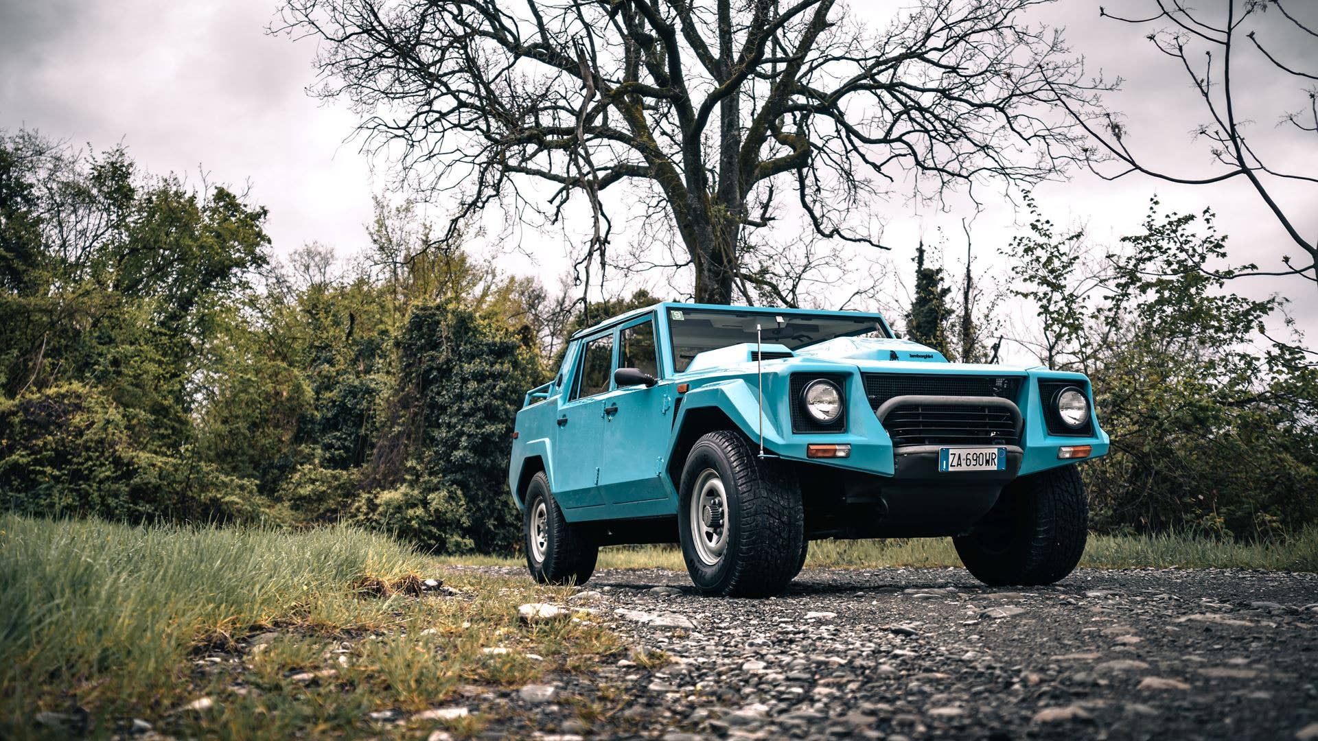 Lamborghini LM002
