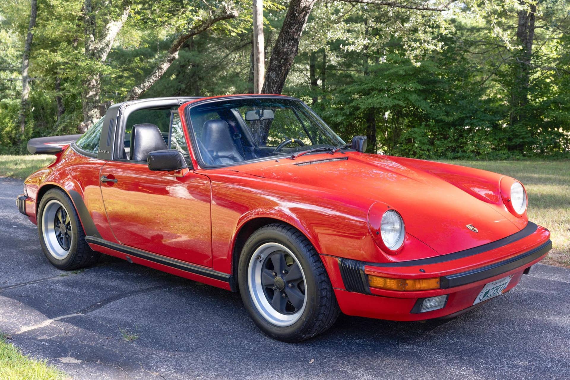 1986 Porsche 911 Carrera 3.2 Targa

