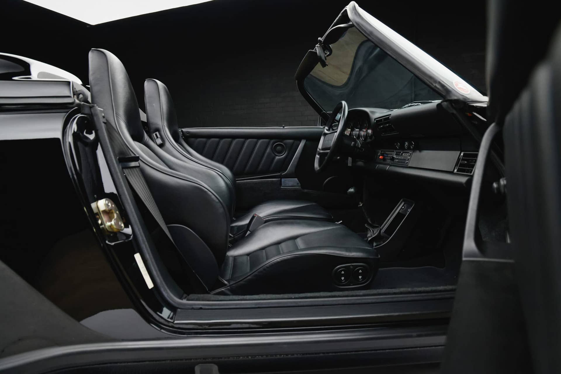 1989 Porsche 911 Speedster (G-Series)