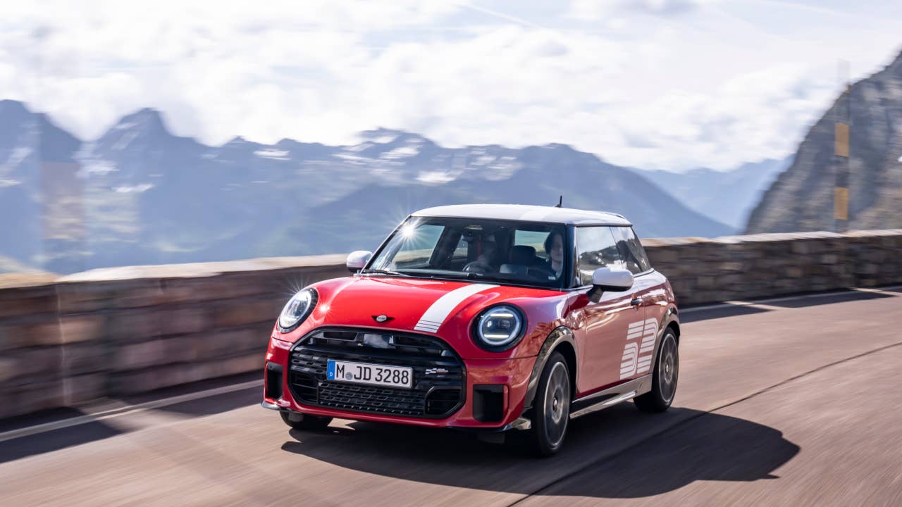 Mini 1965 Victory Edition in action