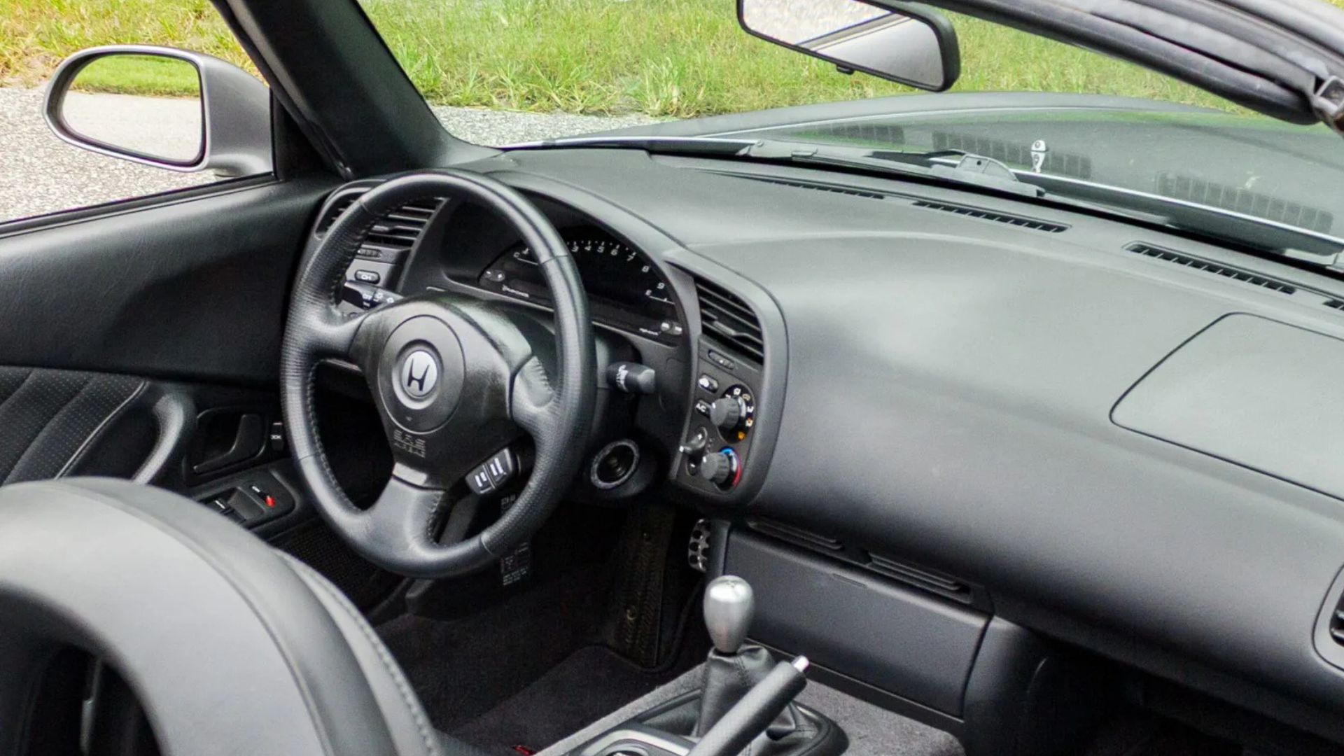 20k-Mile 2001 Honda S2000 Bring a Trailer