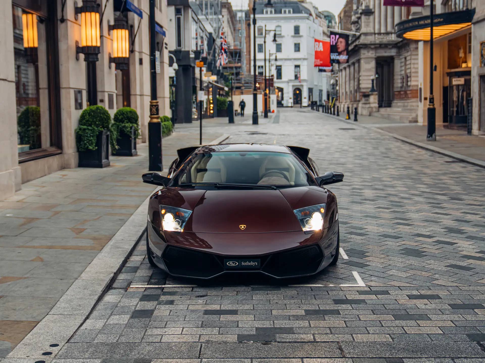 2010 Lamborghini Murciélago LP 670-4 SV
