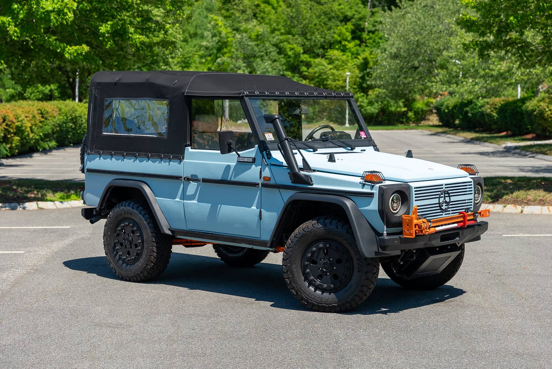 1988 Mercedes-Benz 240GD

