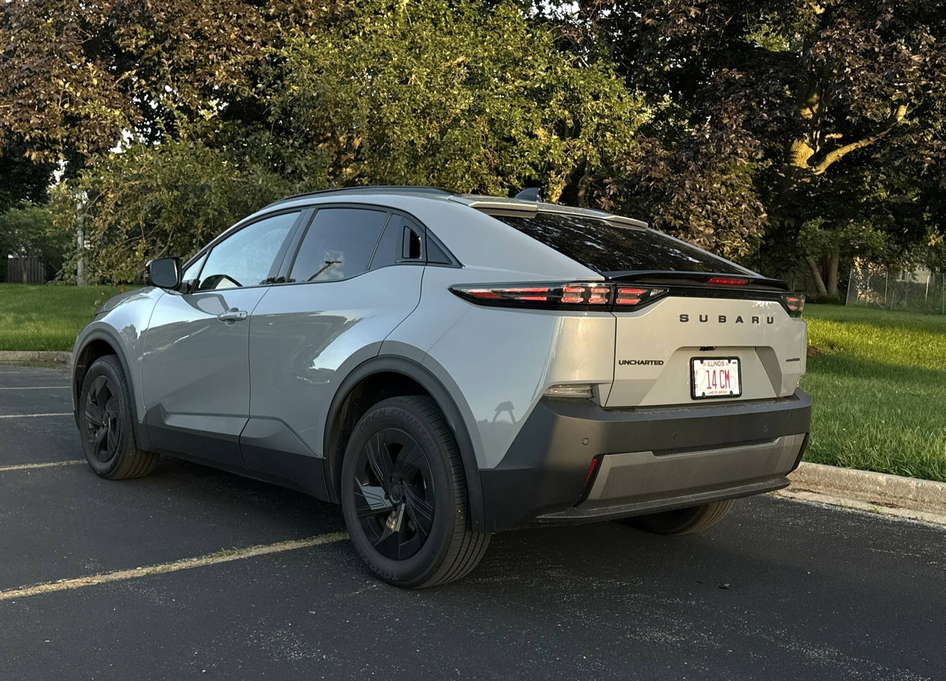 2026 Subaru Uncharted side profile showing short overhangs