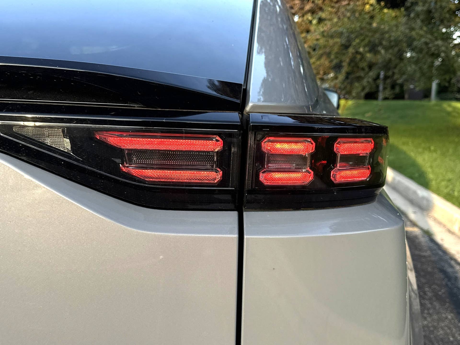 2026 Subaru Uncharted Sport parked outdoors showing fastback roofline