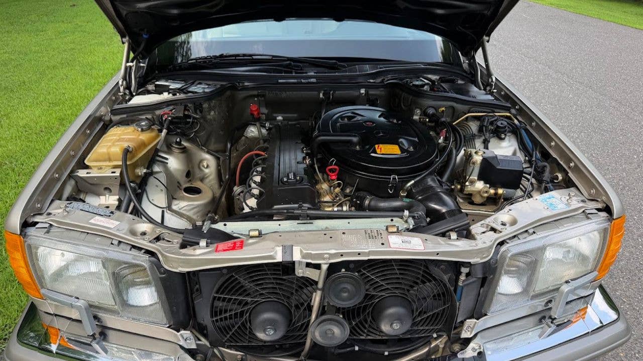 1991 Mercedes-Benz 300 SE W126