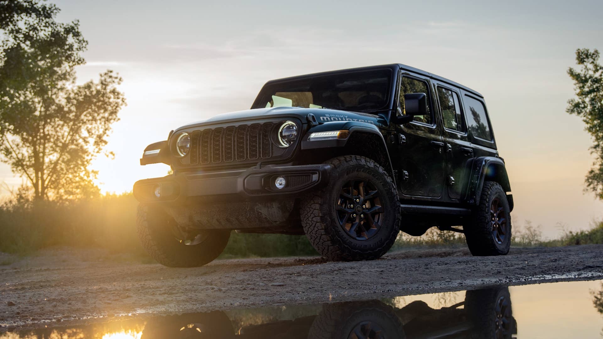 The new 2027 Jeep® Wrangler Smoky Mountain special edition is the 10th drop in the Jeep brand’s Twelve 4 Twelve series, pairing legendary capability with exclusive design inspired by the rugged beauty of the Great Smoky Mountains.