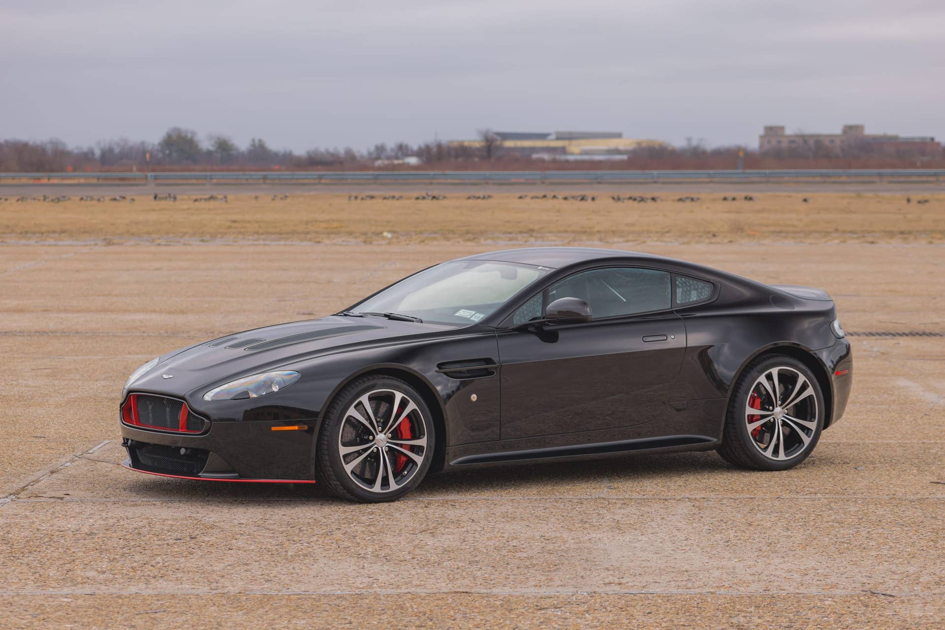 2017 Aston Martin V12 S 7-Speed