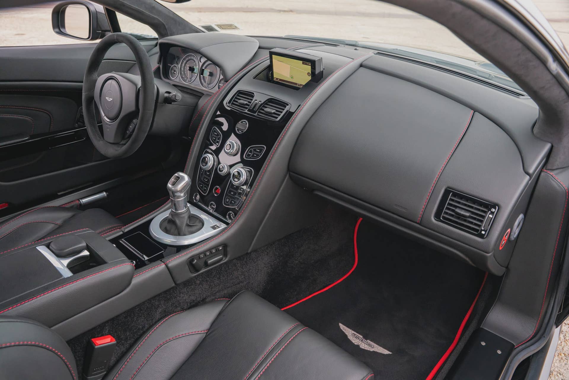 2017 Aston Martin V12 S 7-Speed