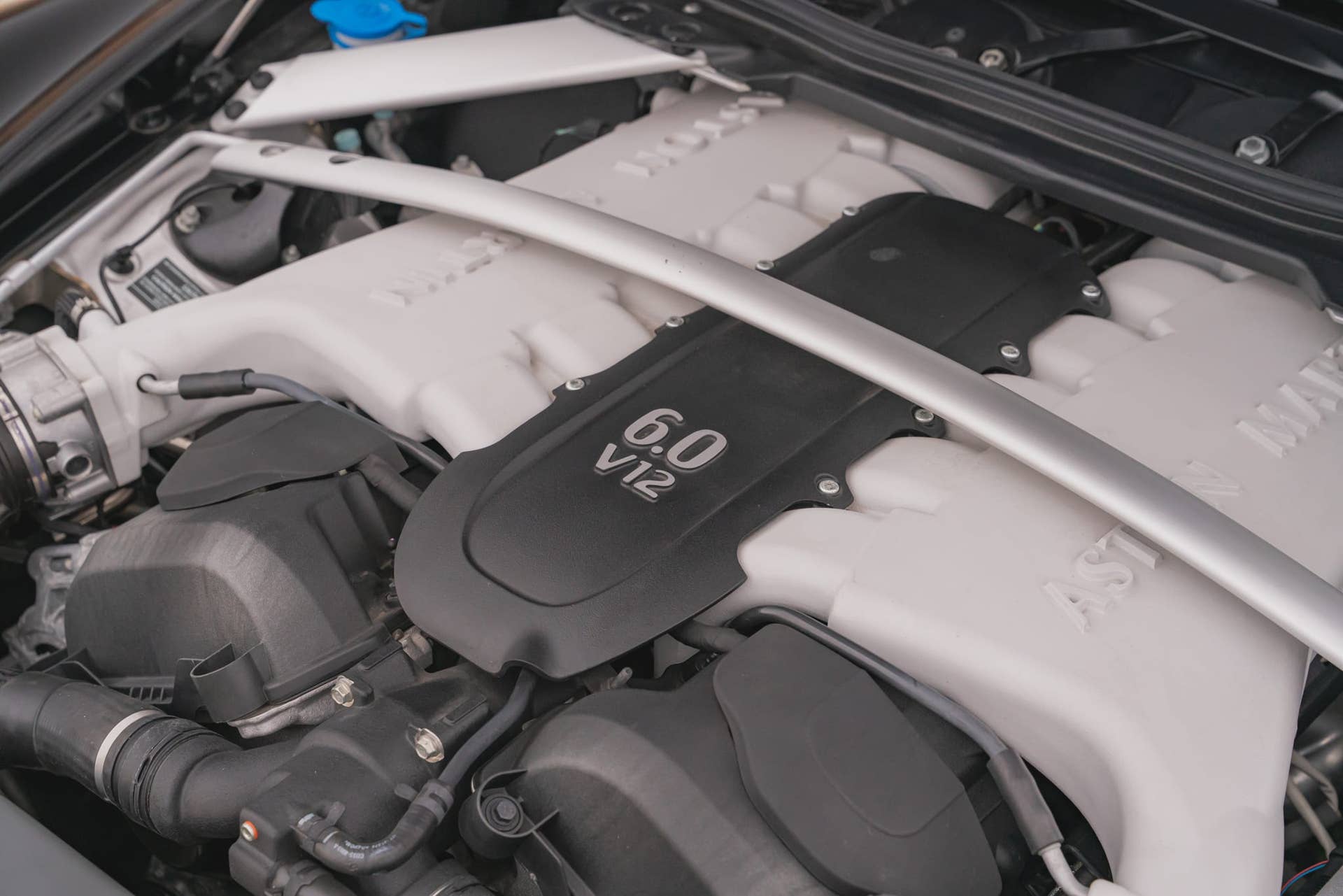 2017 Aston Martin V12 S 7-Speed