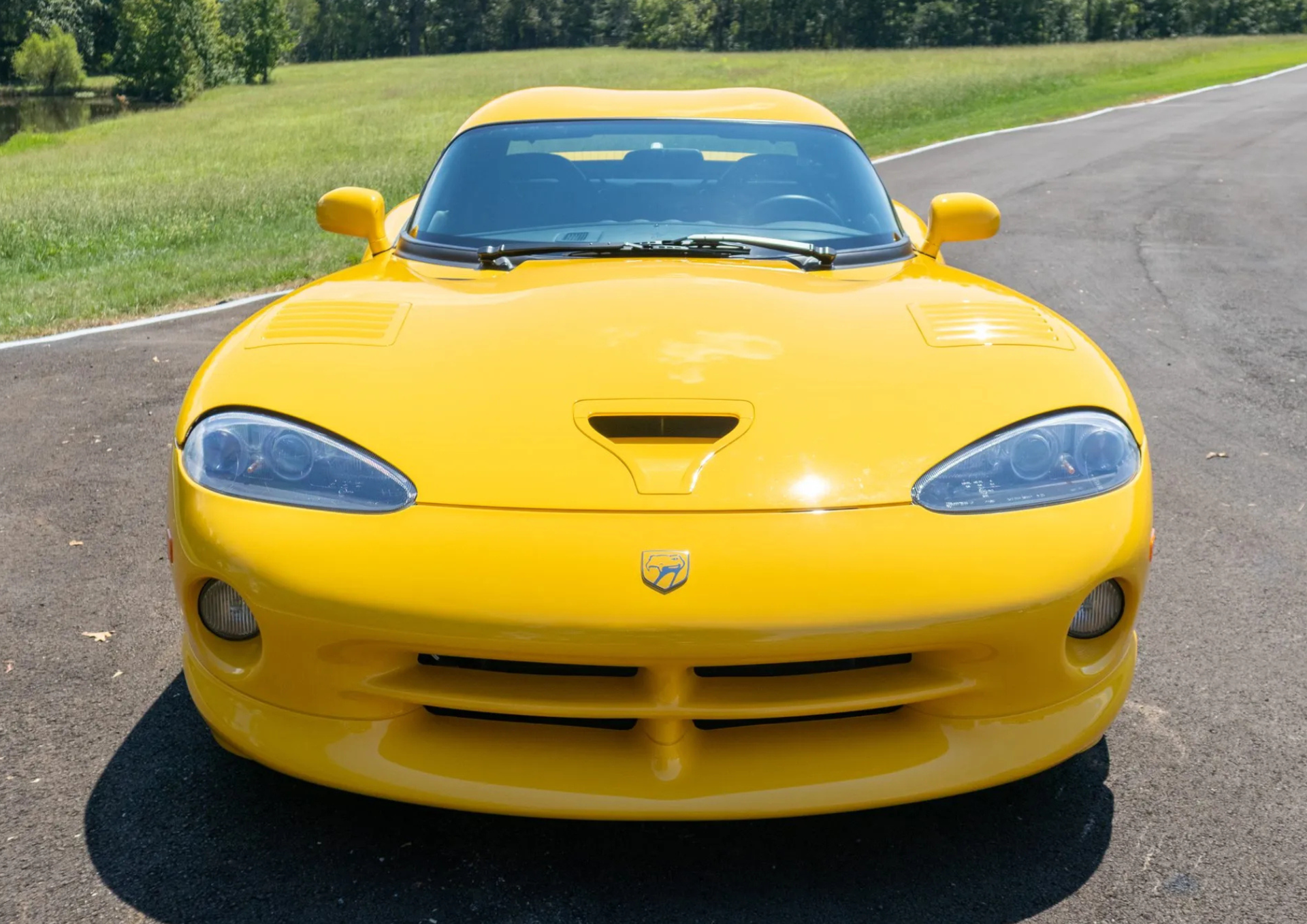 733-Mile 2001 Dodge Viper GTS