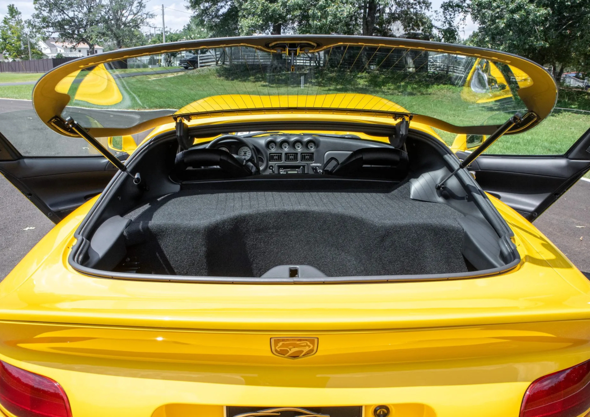 733-Mile 2001 Dodge Viper GTS