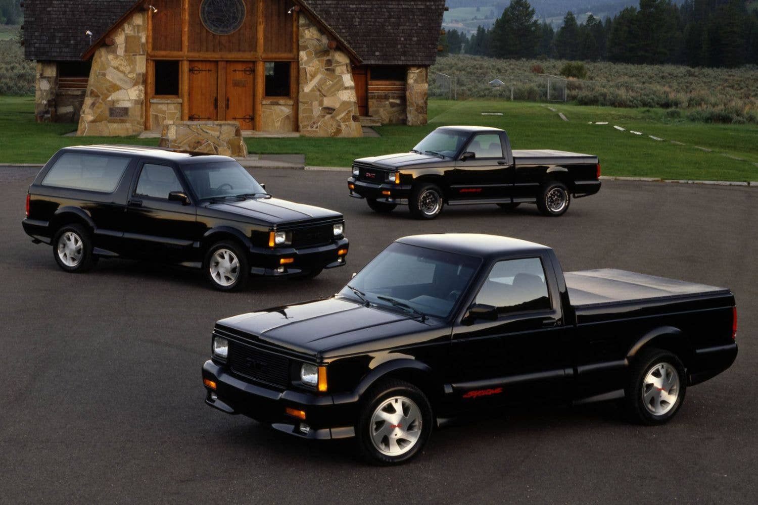 1992 GMC Typhoon with 1991 GMC Syclone and Sonoma GT