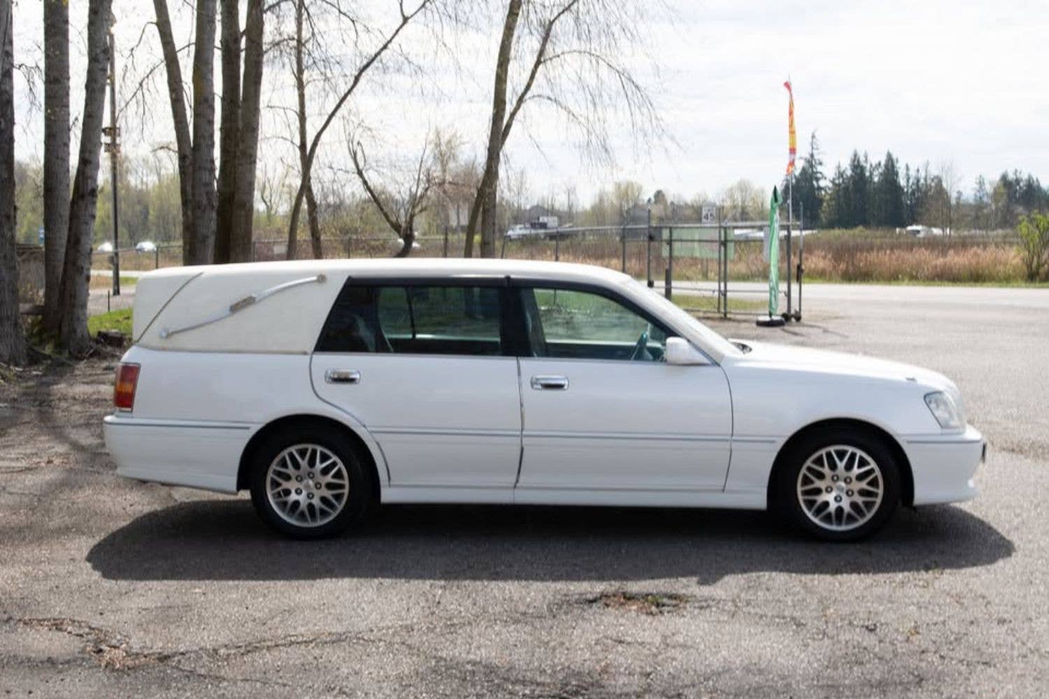 Toyota Crown Estate Athlete hearse