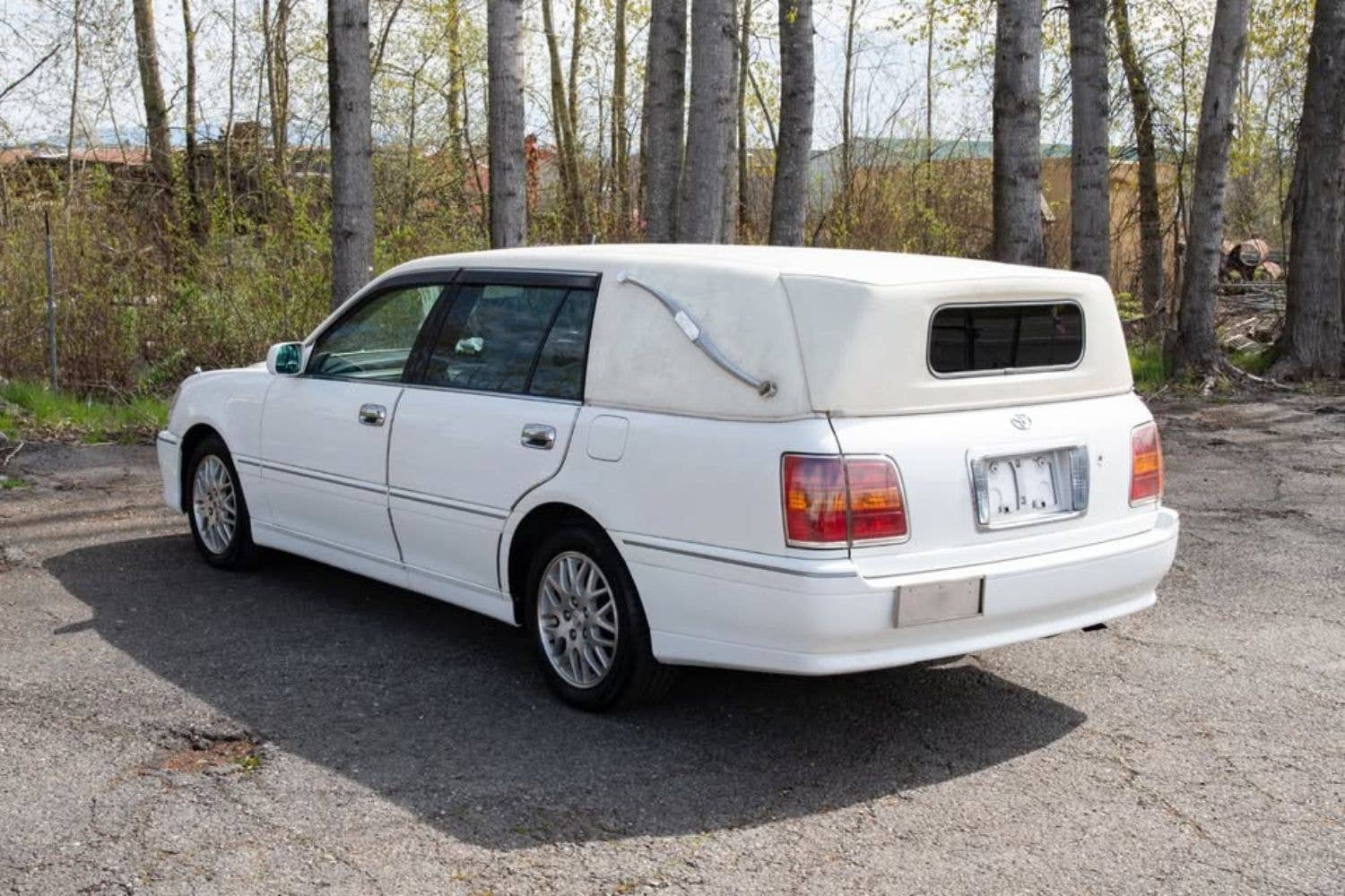 Toyota Crown Estate Athlete hearse